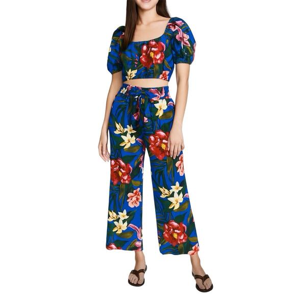 cupcakes & cashmere Other - Revolve Cupcakes & Cashmere Crop Top & Pants Set Linen Blend Tropical Hawaiian